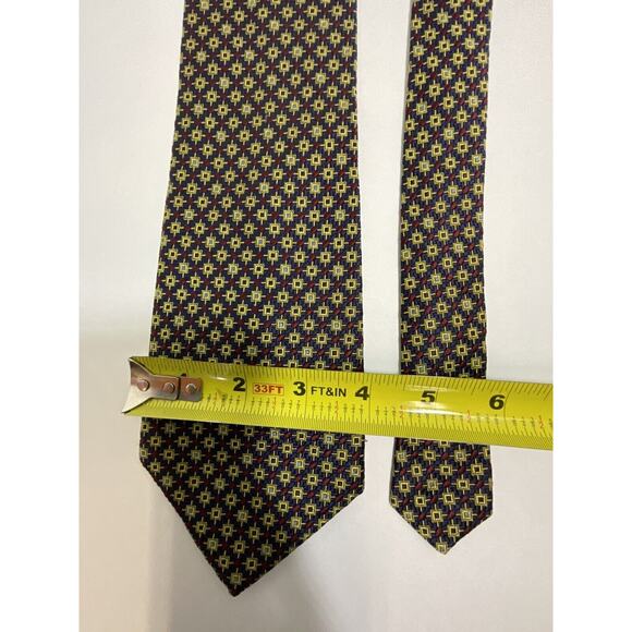 Tachi Taylor New York Classic Silk Tie Geometric Design Sewn Sun Tipping - Picture 4 of 15